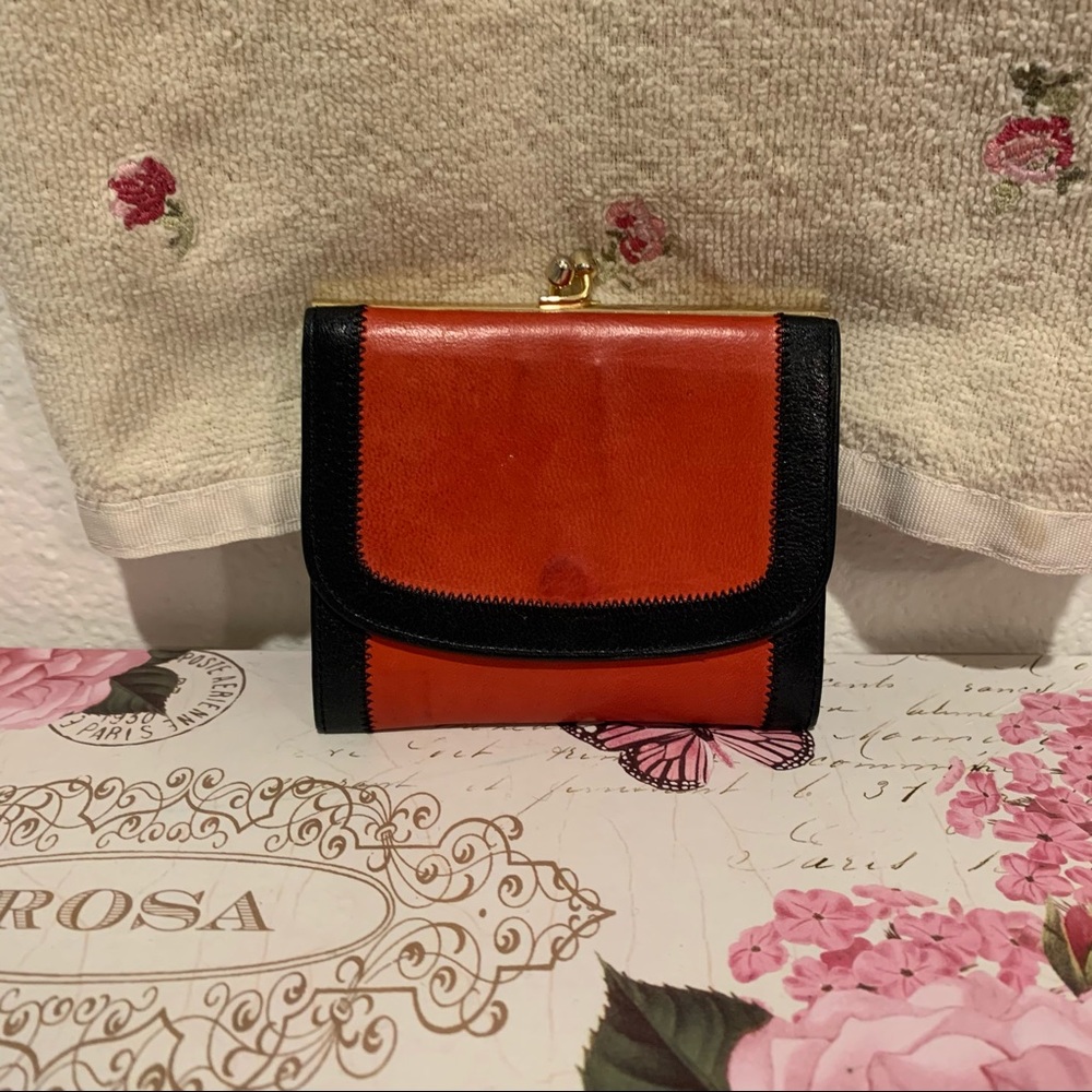Longchamp Bifold Kiss Clasp Wallet